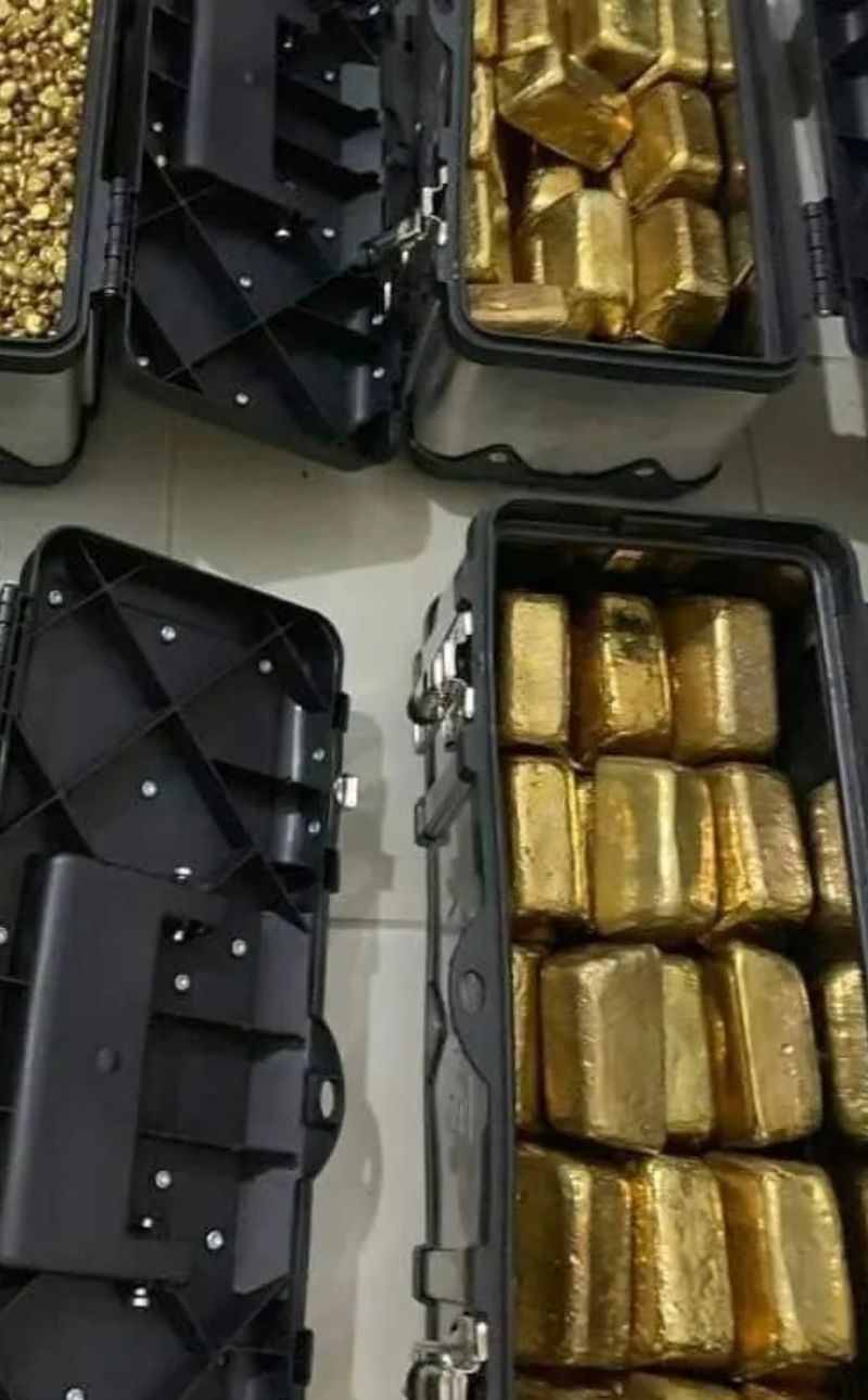 Gold Bars in London7 Gold Bars in London